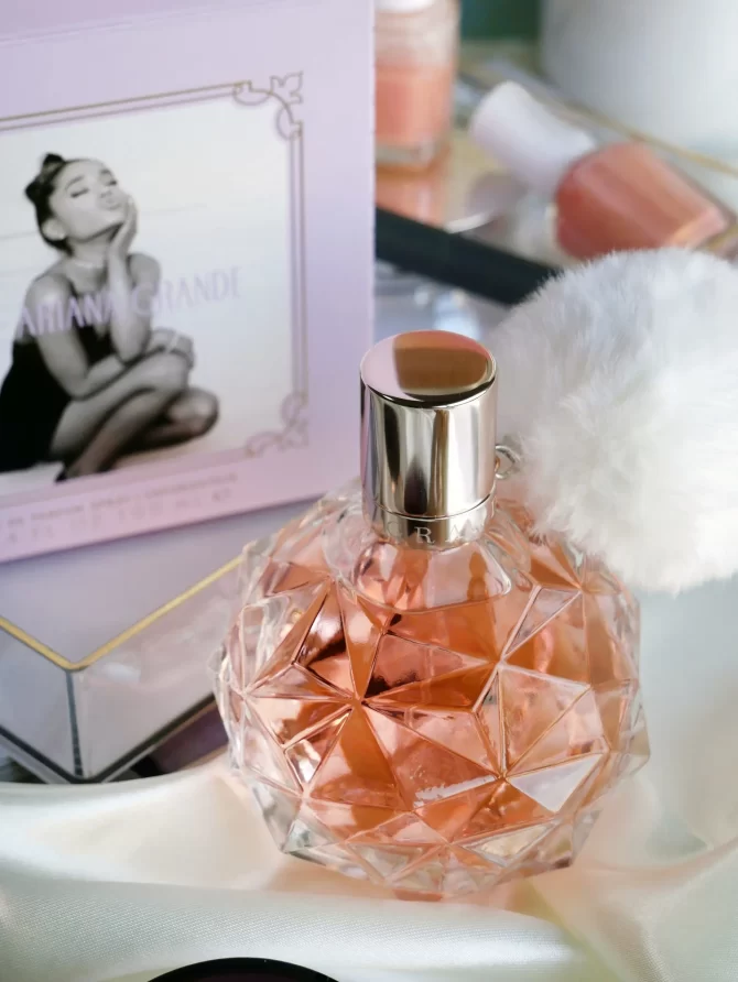 Perfume Ari by Ariana Grande 50ml